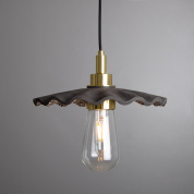 подвесной керамический светильник с волнистым плафоном тёмного оттенка