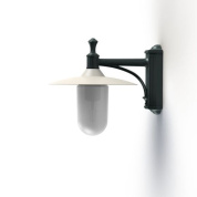 настенный светильник с белым плафоном и зелёным основанием