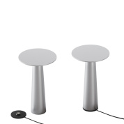 прикроватный настенный светильник с вертикальным корпусом