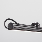 потолочная подсветка в виде вытянутой черной планки IP40