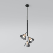 подвесной светильник с тремя конусными металлическими плафонами на штанге