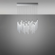 люстра с тридцатью световыми элементами из стекла