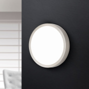 накладной потолочный LED-светильник с матовым круглым корпусом и сатинированным хромом