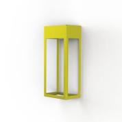 уличный настенный светильник прямоугольной формы с жёлтой рамкой