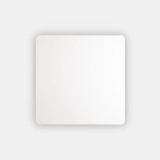 настенный светильник с квадратным корпусом и ровной плоскостью рассеивателя