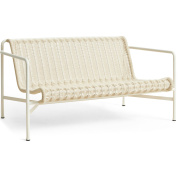 диван-кровать с металлическим каркасом и шнуровым сиденьем кремово-белого цвета
