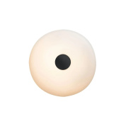 настенный светильник с круглым матовым плафоном и чёрным центральным акцентом