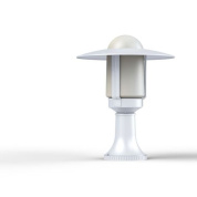 садовый светильник на ножке с купольным плафоном белого цвета