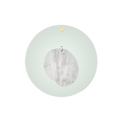 настенное бра с круглым корпусом и мраморным элементом зелёного цвета