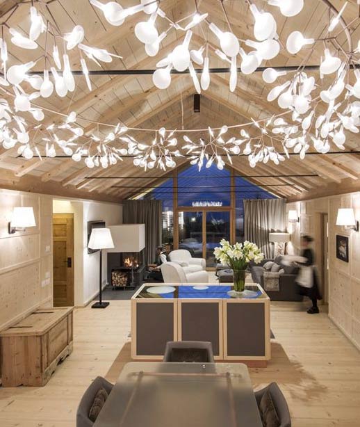 Chic Mountain Retreat: отель Роза Альпина