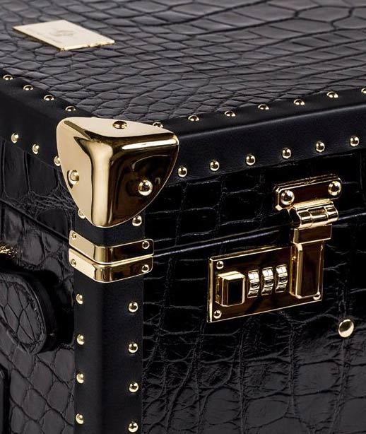 Эксклюзивные дорожные аксессуары от Royal Trunk