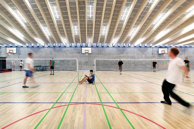 Архитектурное освещение: Gammel Hellerup Gymnasium, Хеллеруп, Дания