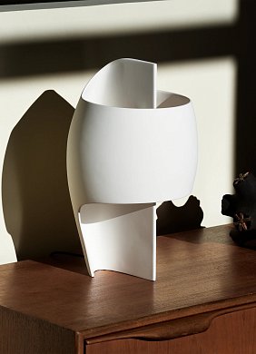 Настольная лампа La Lampe B DCW éditions, белый гипс LAMPE B T 2400K