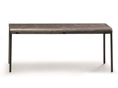 Ola Садовый столик прямоугольной формы из стали. Midj