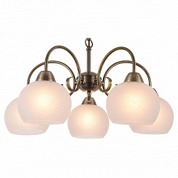 подвесная люстра с пятью плафонами