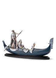 Фарфоровая скульптура пары в гондоле In the Gondola Lladro, нумерованная серия 01001350
