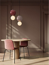 Bordeaux Porcelain & Glossy Opal Glass Matt Black Metal Base LED 7Watt 220-240Volt 420Lm IP20 3000K D:25 H:249 cm