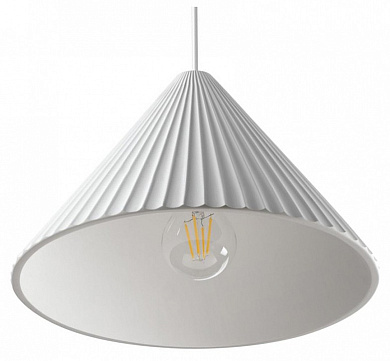 подвесной светильник с конусным плафоном белого цвета