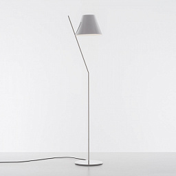 La Petite PT Artemide La напольный светильник с коническим абажуром на тонкой стойке