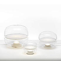 MACARON M - LAMPE A POSER/Verre transparent, base en chêne européen blanchi, plaque en triplex opal mat.