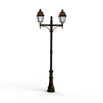 Avenue 4 N° 9; Clear polycarbonate Built-in LED 3000°K warm white 70W; Gold patina