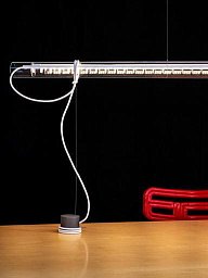 1086000 Ingo Maurer Tubular подвесной светильник с трубчатым металлическим корпусом