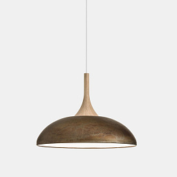 подвесной светильник с куполообразным металлическим плафоном бронзового оттенка