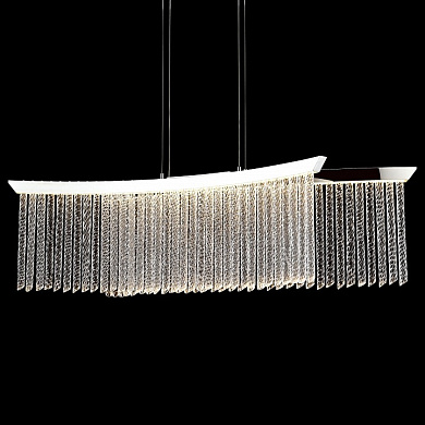 люстра с вытянутым каркасом и каскадным декором из стеклянных элементов