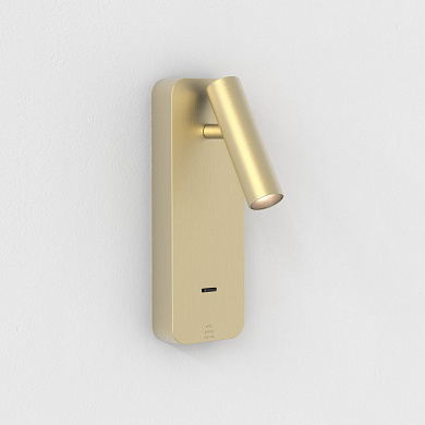 настенный светильник с USB A+C портами для чтения матовое золото