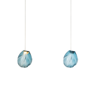 подвесной светильник с синим и чёрным плафонами округлой формы