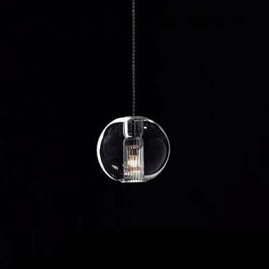 подвесной светильник с одиночной стеклянной сферой на тонком подвесе