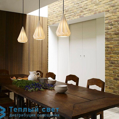 подвесной светильник с коническими стеклянными плафонами на отдельных подвесах