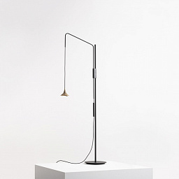 Unterlinded Floor LED PT Artemide Unterlinded напольный светильник с тонкой стойкой и точечным излучением