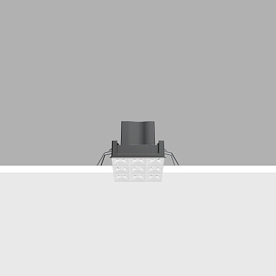 Встраиваемый в потолок светильник Laser 59x59x49 мм iGuzzini