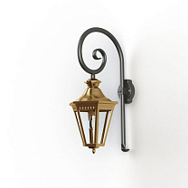Victoria N° 3; Clear polycarbonate E27 105W; Tinted lacquered brass
