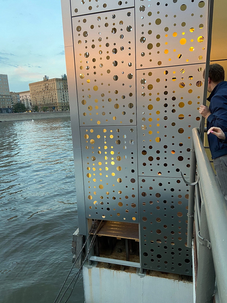 Мокап фасадной части ресторана "Тбилиси" на набережной р.Москвы — фото 8