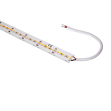 светодиодная лента для внутреннего освещения с тёплым белым свечением