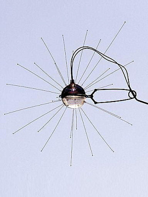 Mozzkito настольная лампа Ingo Maurer 1350000