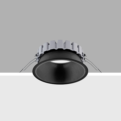 Встраиваемый в потолок светильник Easy-Space general lighting iGuzzini
