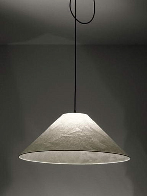 подвесной светильник с купольным плафоном серого цвета