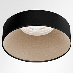 A1240PL-1BK Arte Lamp Ramo потолочный накладной светильник чёрного цвета с утопленным источником света