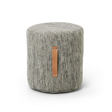 1827-0100 Bjrk Design House Stockholm Серый пуф цилиндрической формы в светлом оттенке