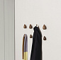 331561 Normann Copenhagen Drop It Крючки Dropit, большой орех - 2 шт. — фото 3