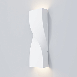 O040WL-L11W3K Maytoni Twist архитектурная настенная подсветка изогнутой формы белого цвета