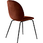 10041222 GUBI The GamFratesi Collection Кресло Beetle с обивкой, чёрное основание / Dandy, Rusty Red — фото 1