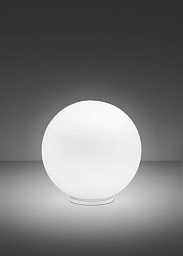 F07B35 E27 Fabbian Lumi настольная лампа с матовым плафоном в форме сферы