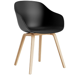 AC112-D168-AA51 Hay About a Chair стул с цельным сиденьем мыльного оттенка и деревянными ножками черного цвета