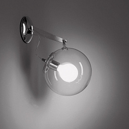 A020100 Artemide Miconos настенный светильник с круглым стеклянным плафоном на металлическом основании