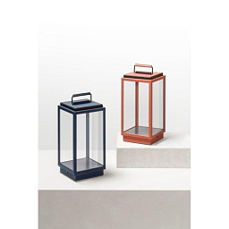 N301 Tekna Blakes Table Lamp настольная лампа с кубическим корпусом и прямоугольным абажуром