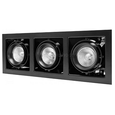 встраиваемый потолочный светильник черный с тремя источниками света